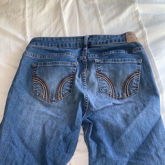 Hollister Jeans - Picture 3 of 3
